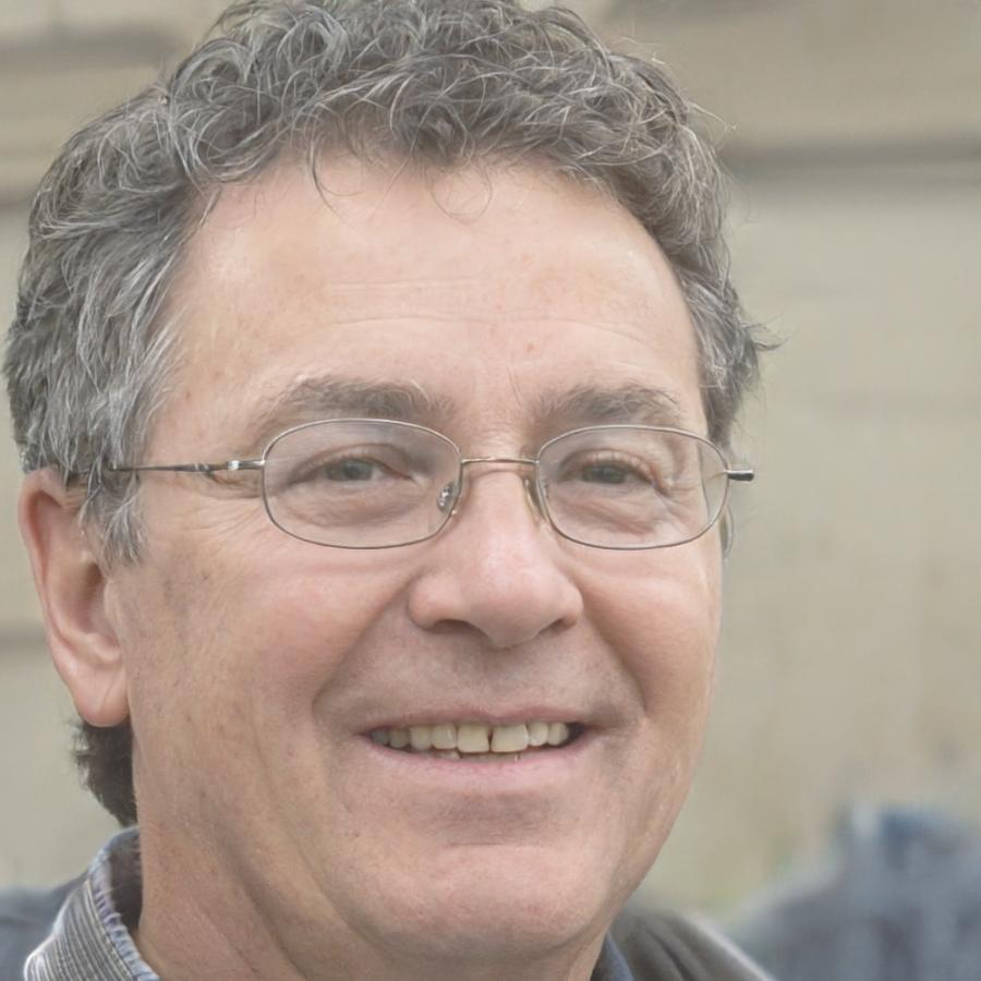 Vincent Hale, Operations Lead
